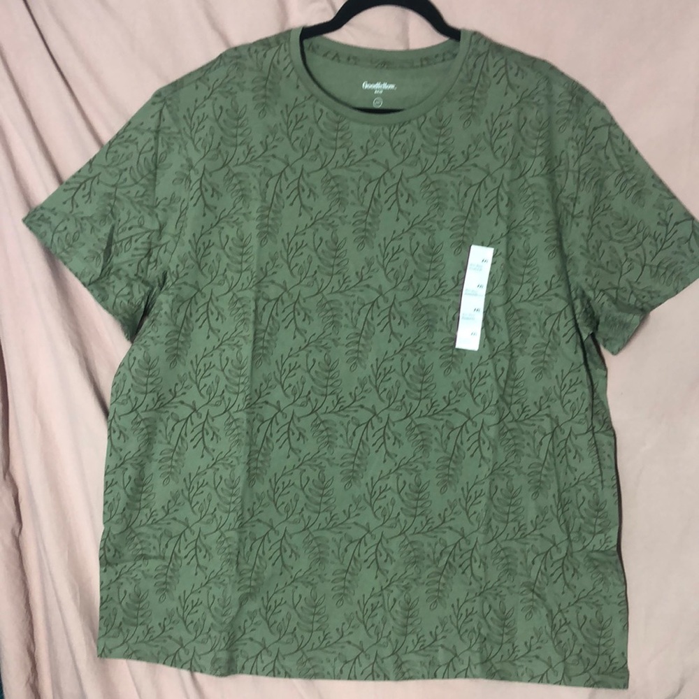 Goodfellow & Co. Men’s Olive Green Plant Print T-Shirt, size xxl, new with tags - Picture 3 of 3
